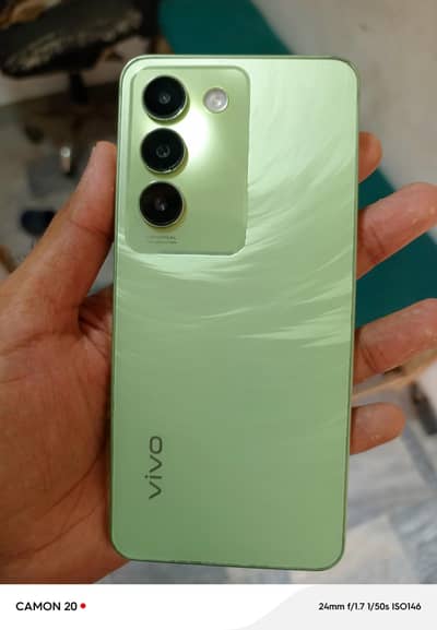 Vivo Y100