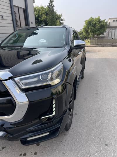 Toyota Hilux 2022 2.8 New shape with sensor