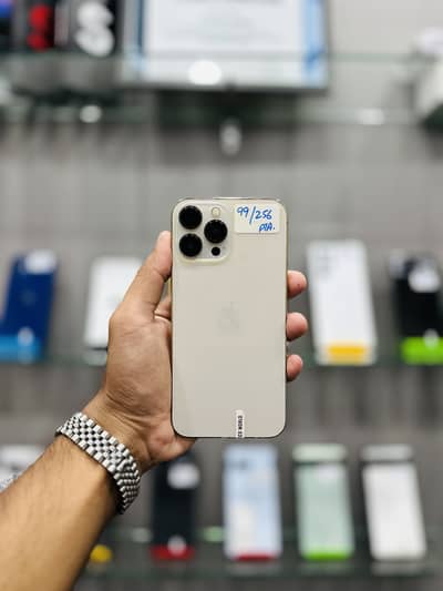 I phone 13 pro max 256gb pta 99bh