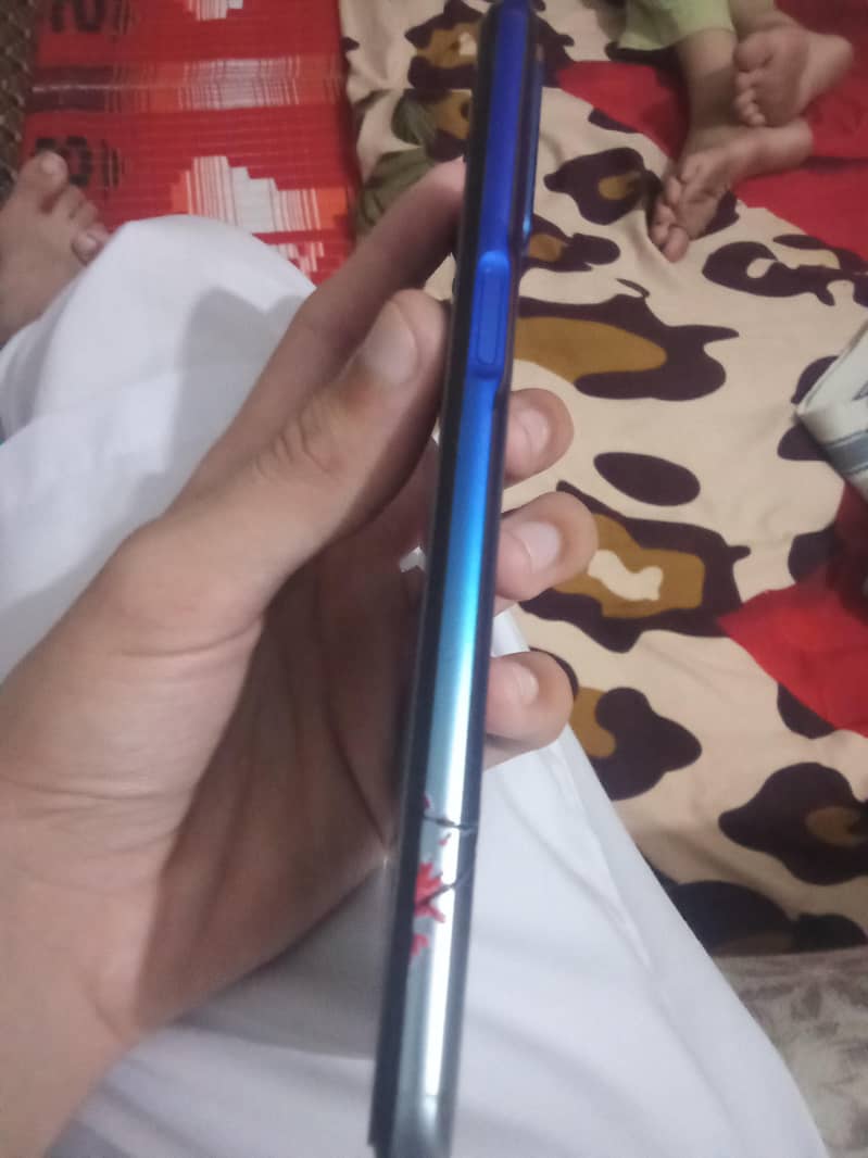 OPPO A54 3