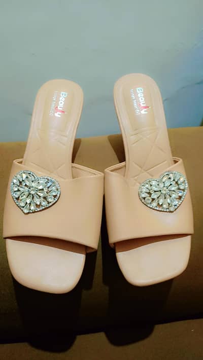 LADIES HEELS FOR SALE