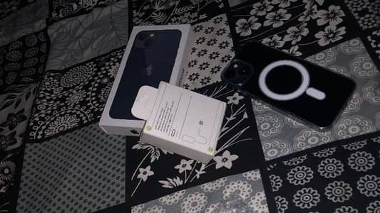 Apple iPhone 13