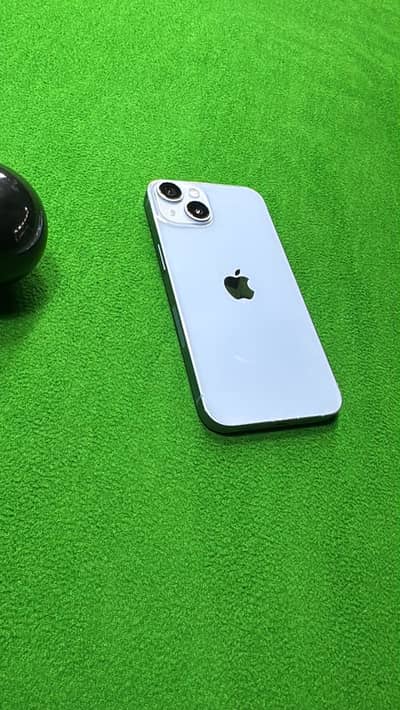 Apple iPhone 14