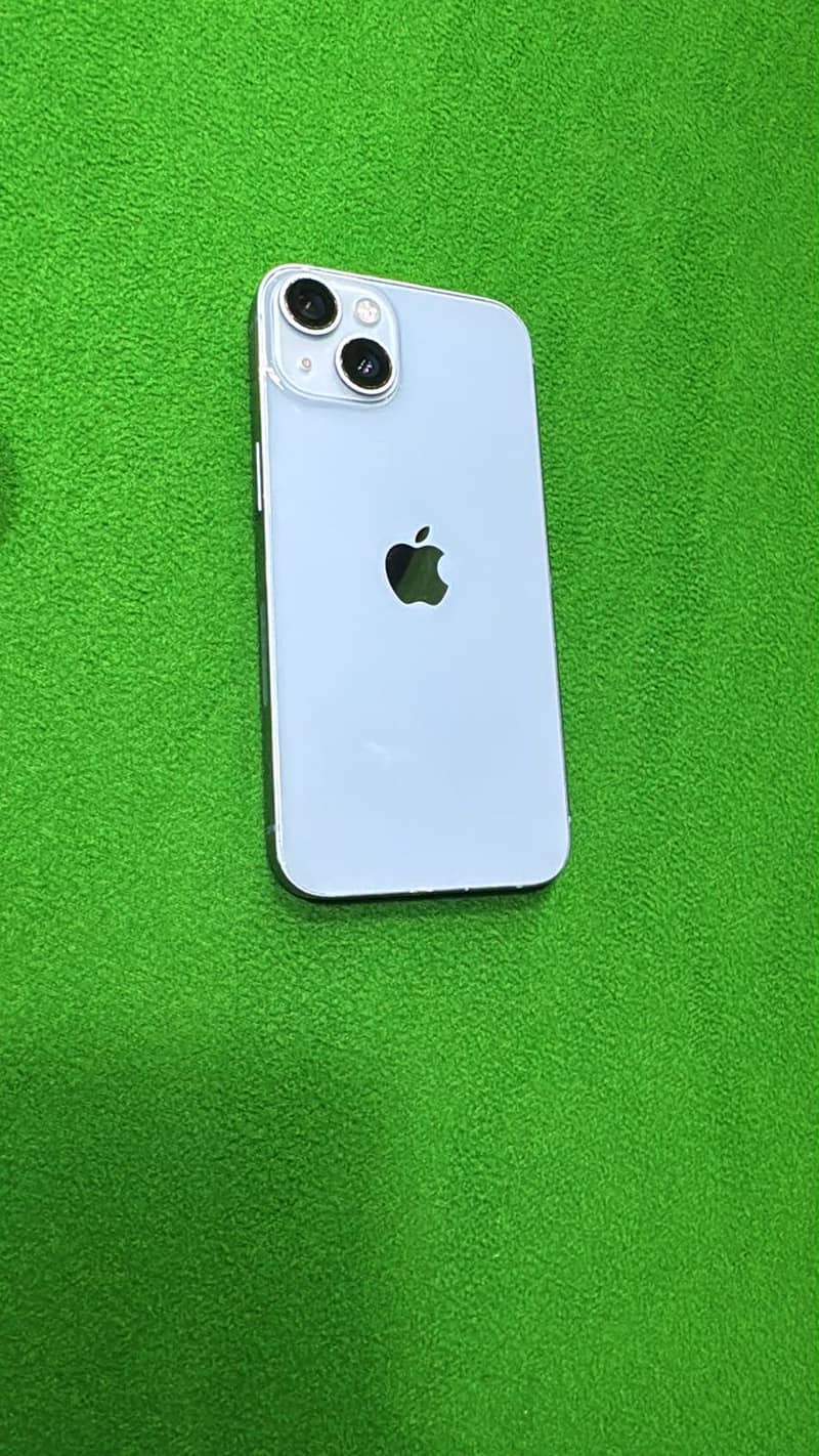 Apple iPhone 14 3