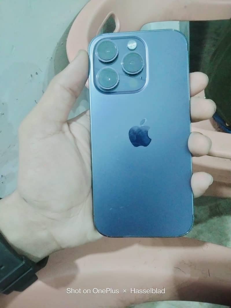 Apple iPhone 14 Pro 1