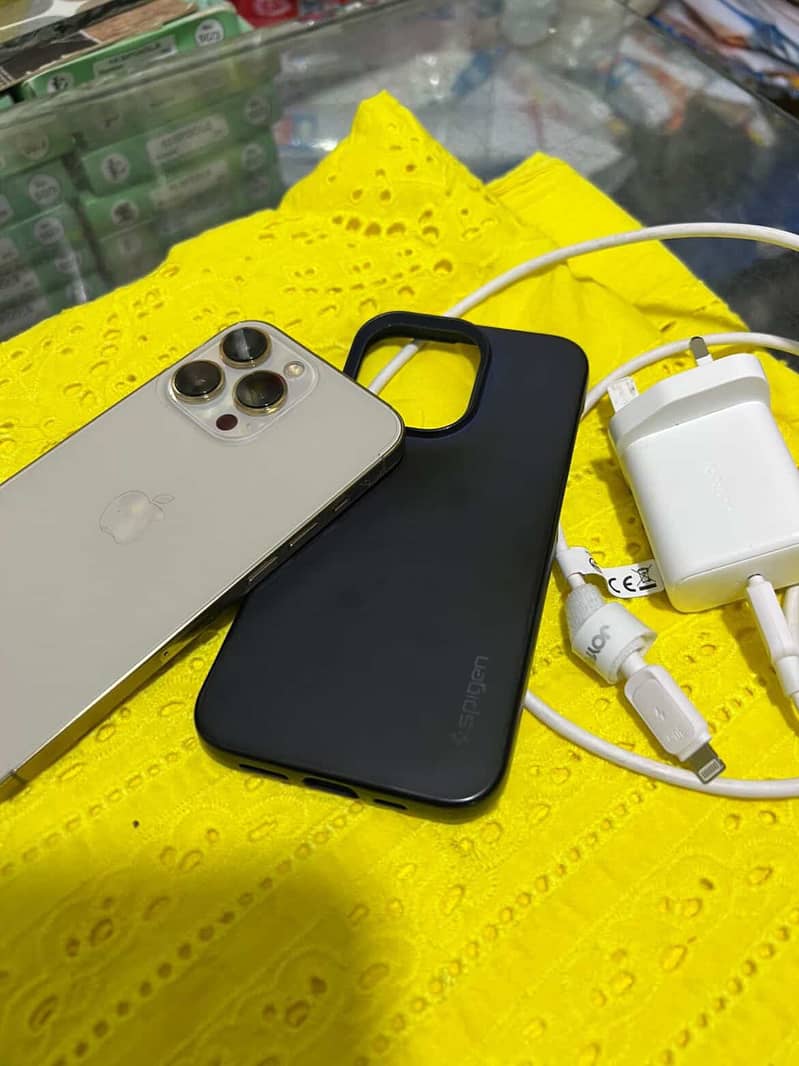 Apple iPhone 13 Pro 6