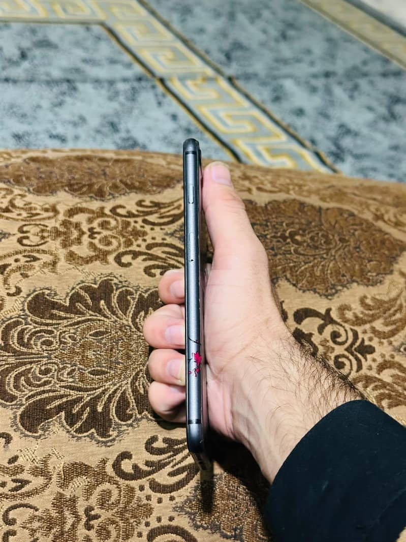 iphone 8 plus block 64gb 1