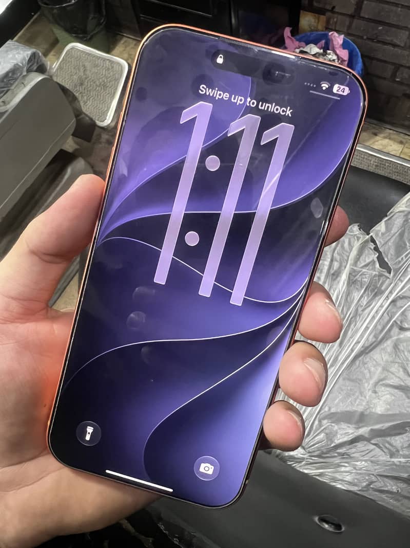 Apple iPhone 17 Pro Max 3