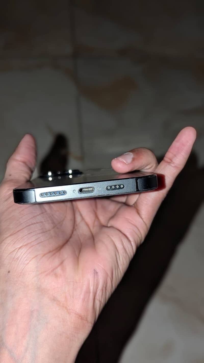 Apple iPhone 13 Pro Max 5