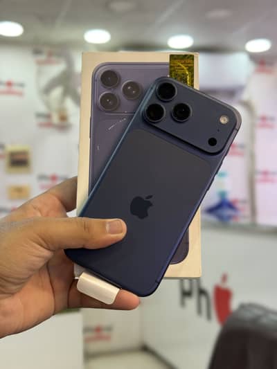 iPhone 17 Pro Max | PTA | 256GB | 99% | Waterpack