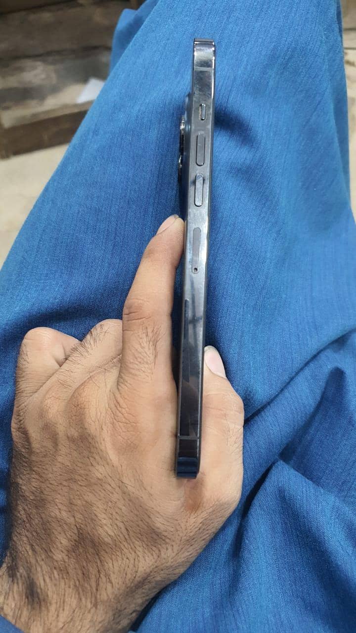 Apple iPhone 13 Pro Max 5