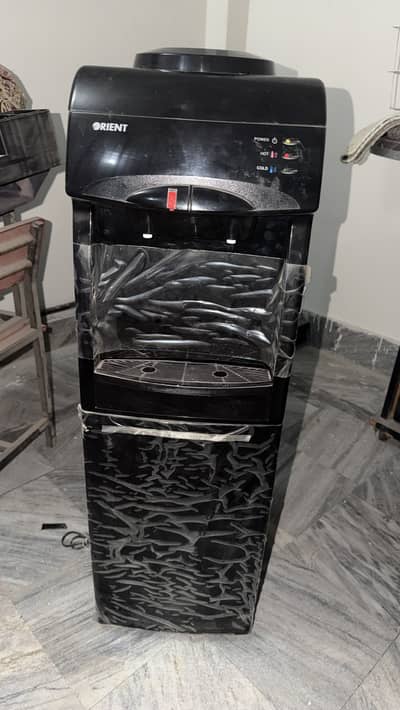 Orient Water Dispenser