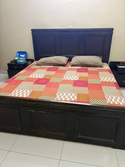 King-size bed
