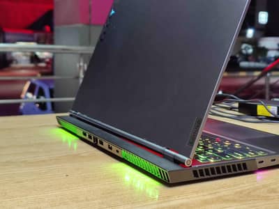 LENOVO LEGION 7I/CORE I9/RTX 2080 SUPER 8GB/240HZ GAMING LAPTOP