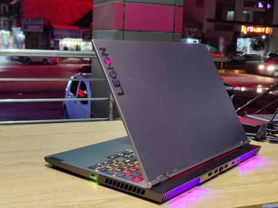LENOVO LEGION 7I/CORE I9/RTX 2080 SUPER 8GB/240HZ GAMING LAPTOP