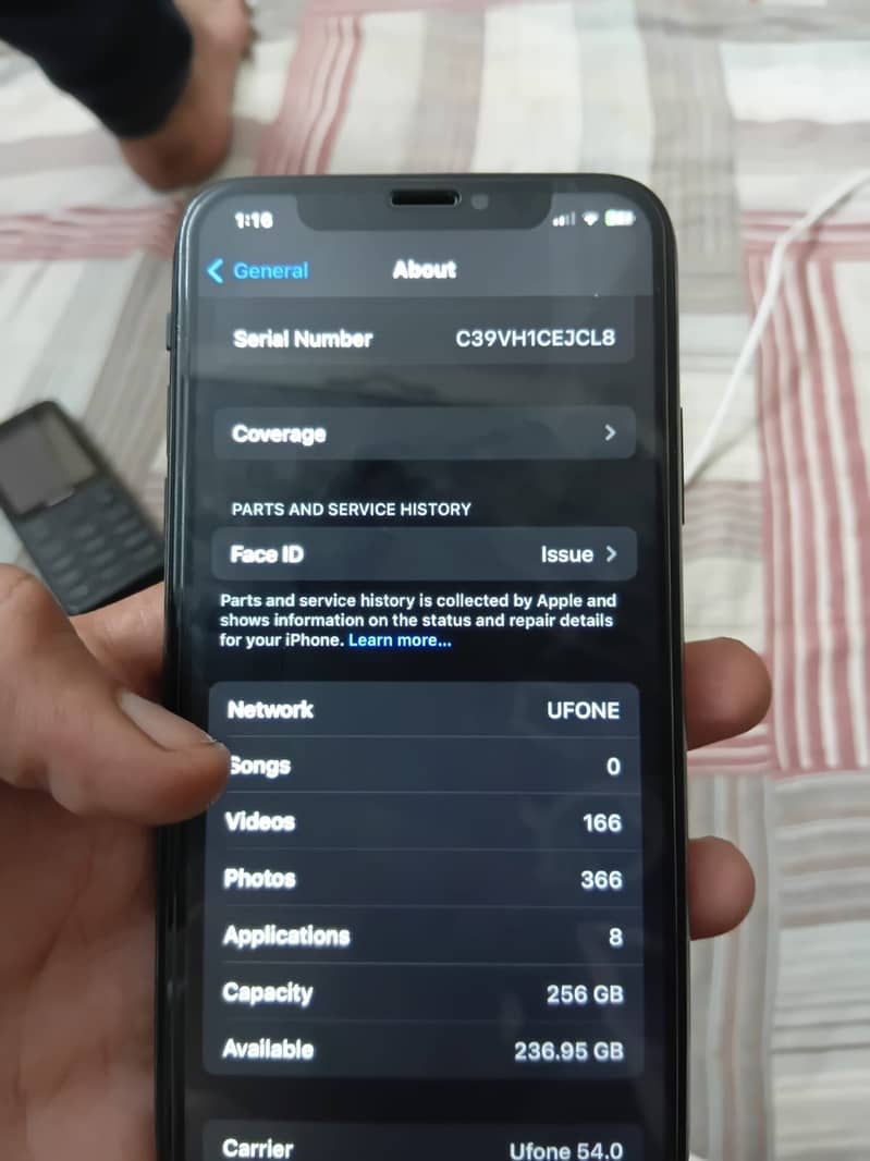 Apple iPhone X 0