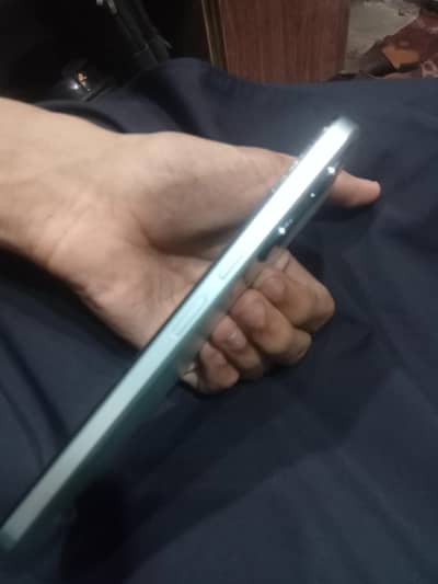 Vivo Y18