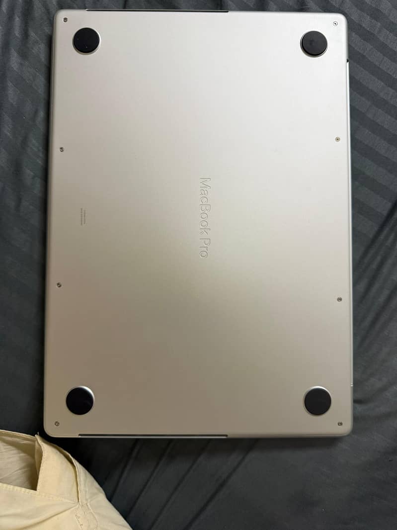 Macbook Pro M5 5