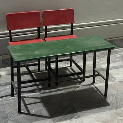 Study table+ chairs
