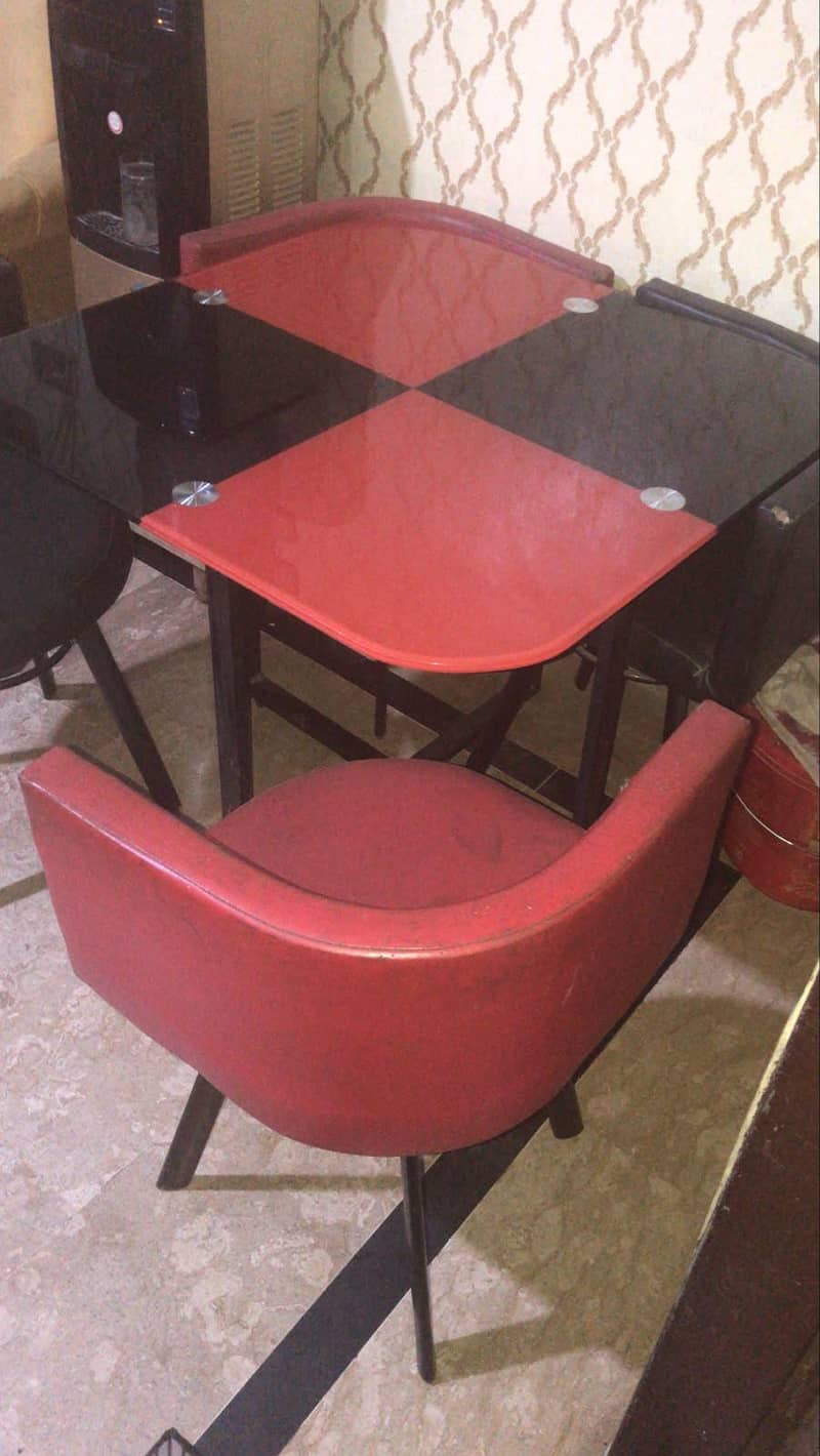 4 seater dining table 1