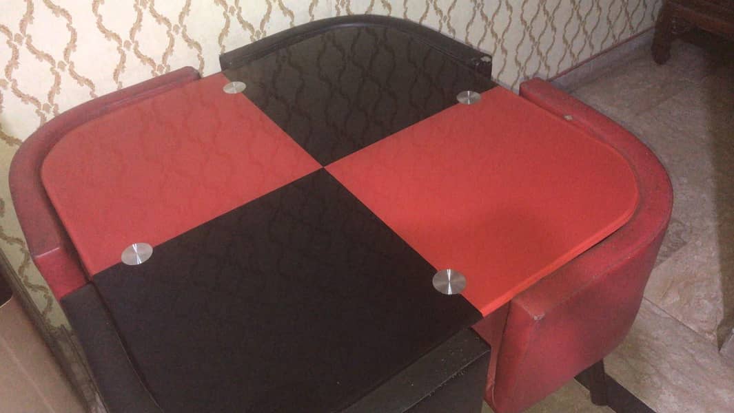 4 seater dining table 6
