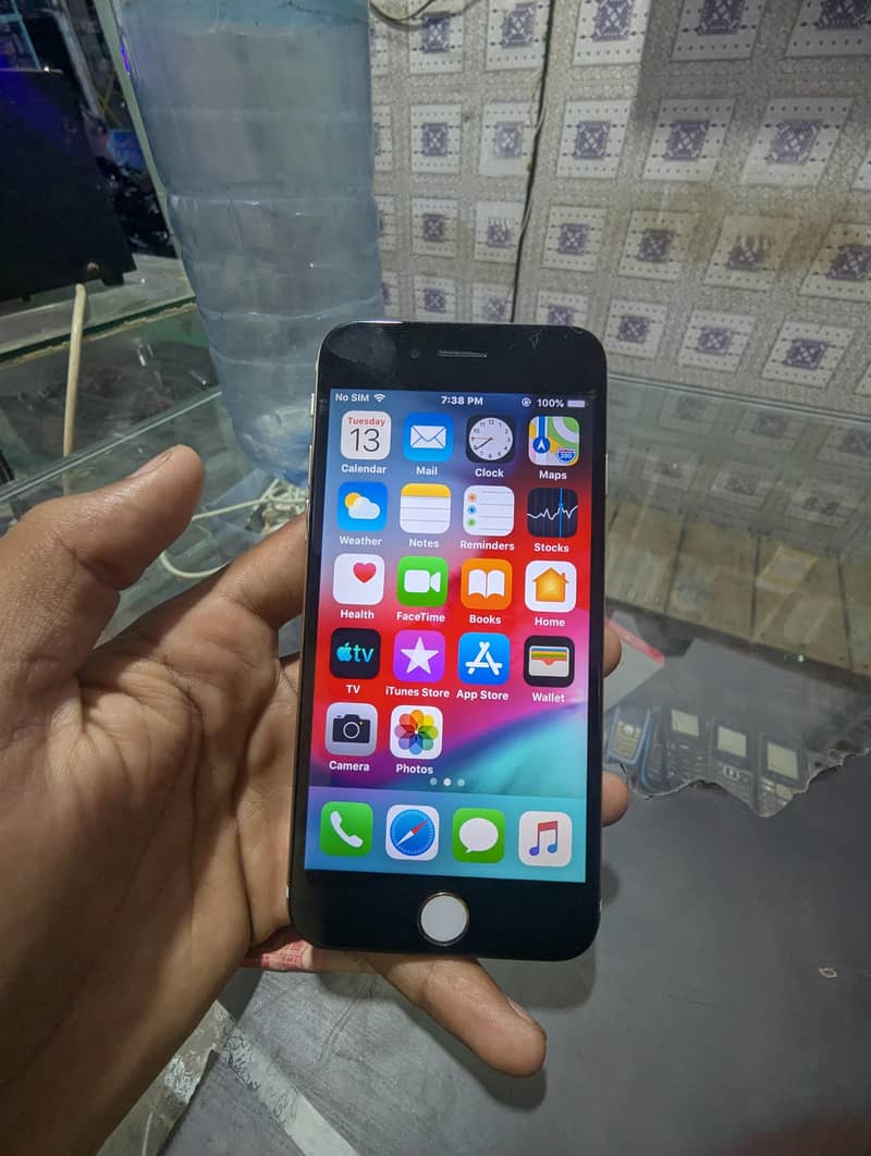 Apple iPhone 6 0