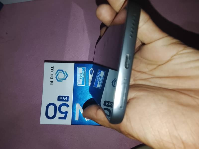 TECNO CAMON 50 PRO 6