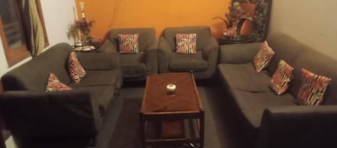 Gray Sofa Set – 6-Seater | Used Condition