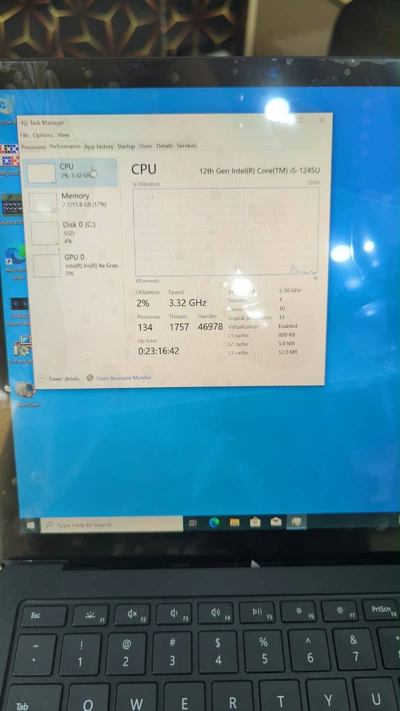 Microsoft Surface Laptop 5  • Processor: Intel Core i5  12th generati 7