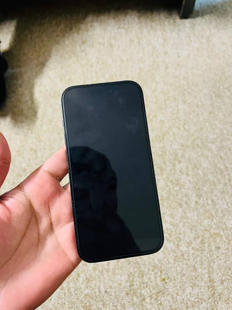 Apple iPhone 14 Pro 2
