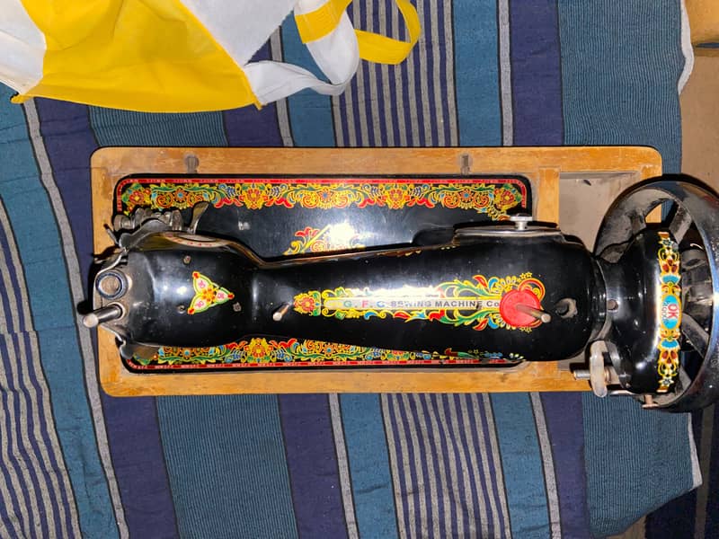 GFC sewing machine condition 10/10 3