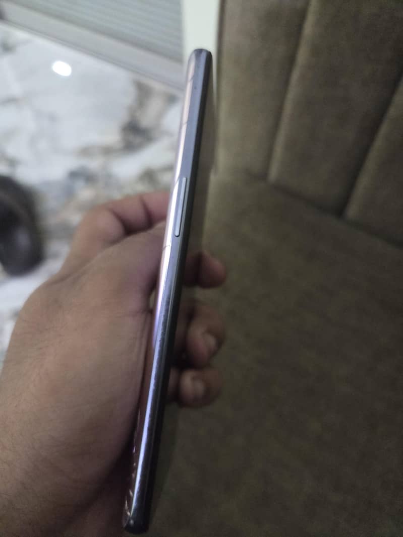 One Plus 9 4