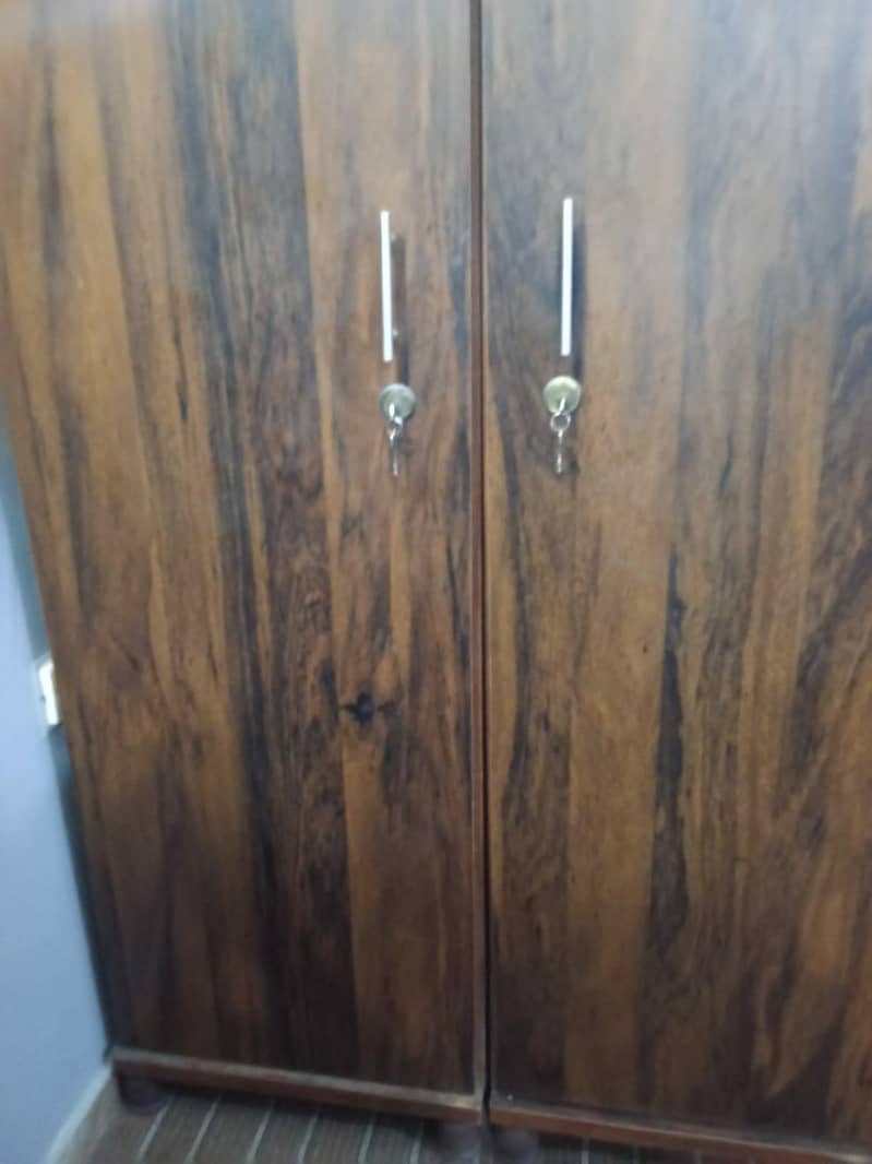 2 Door Wardrobe 4