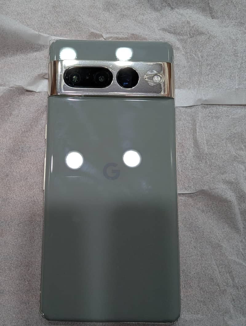 Google Pixel 7 Pro 0
