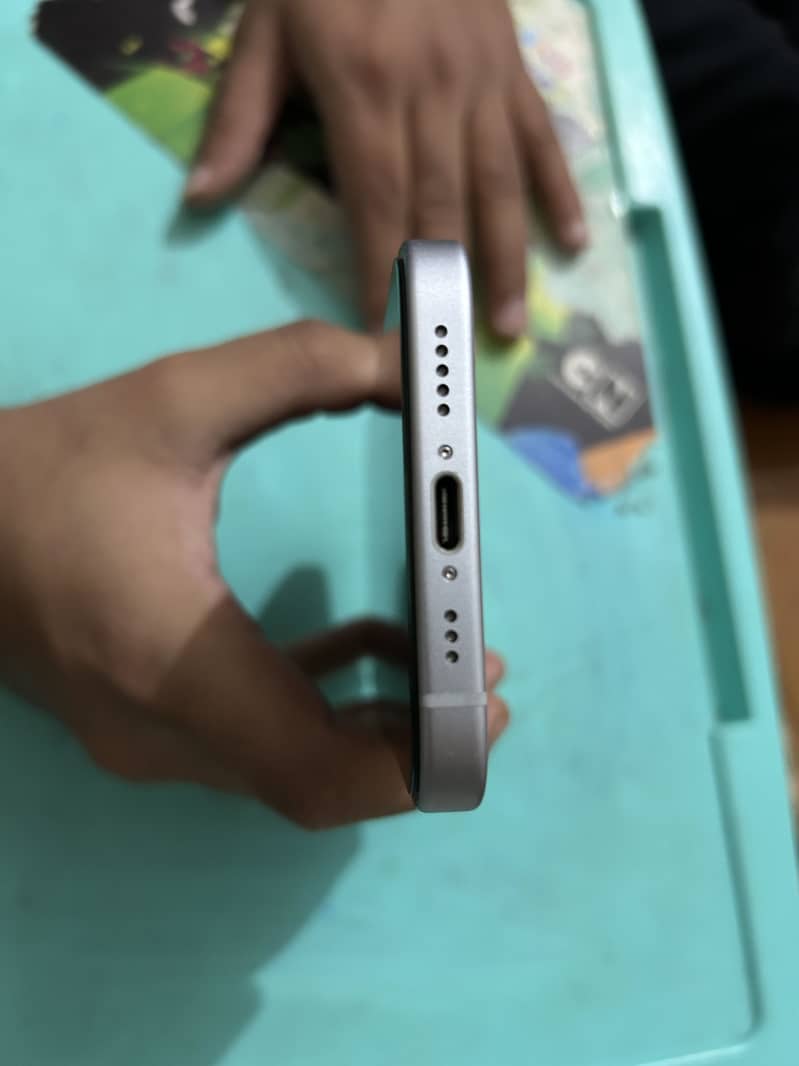 Apple iPhone 15 1