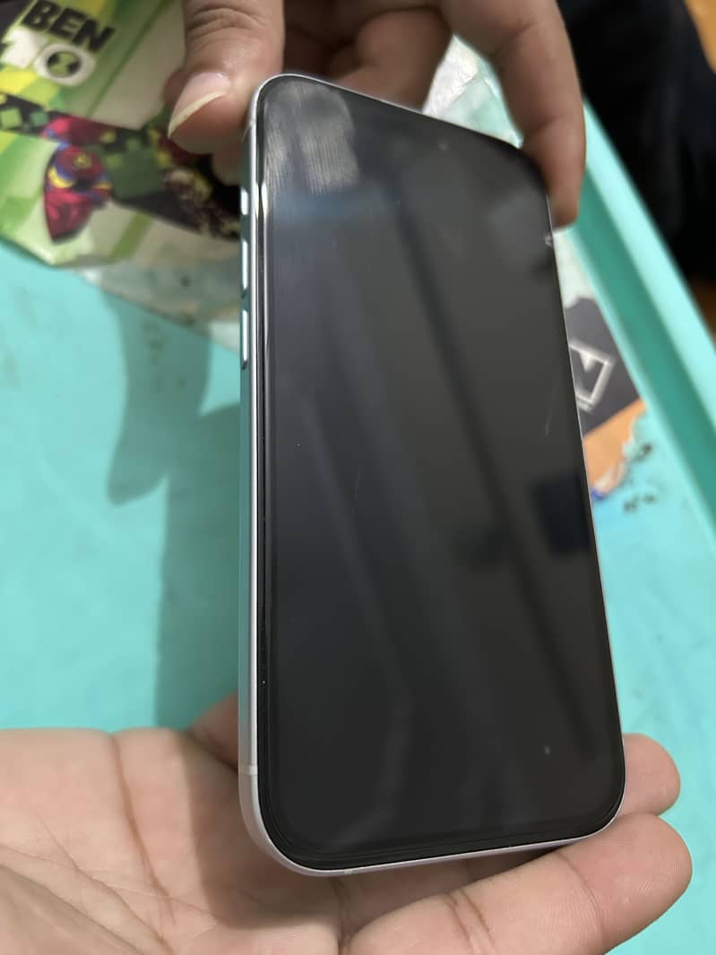 Apple iPhone 15 6