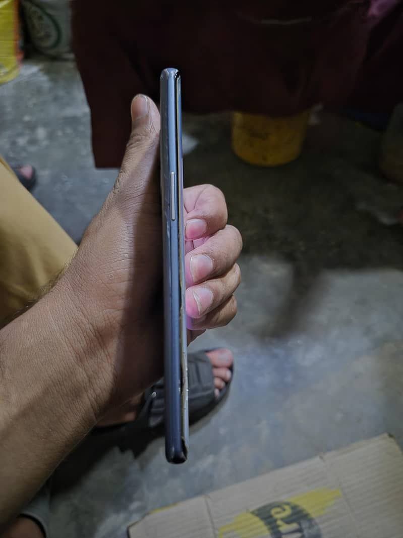 One Plus 8 5G 2