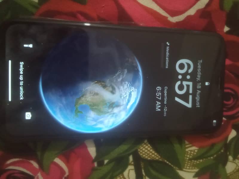 Apple iPhone X 3