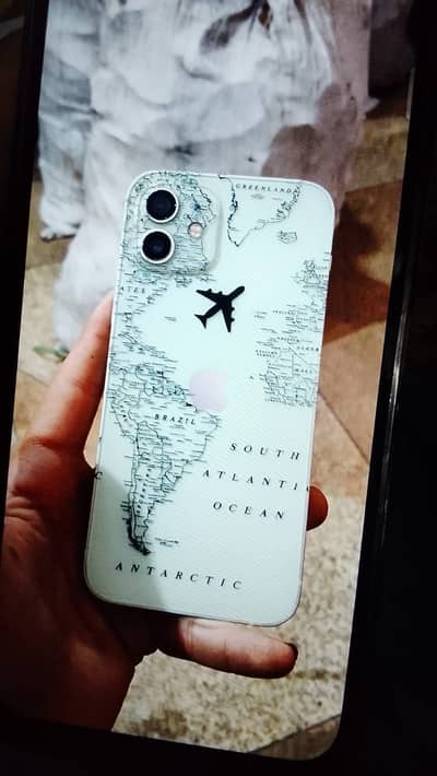 Apple iPhone 12