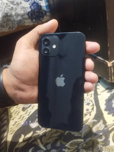 Apple iPhone 12