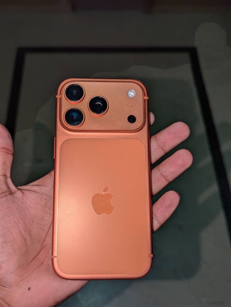 Apple iPhone 17 Pro 0