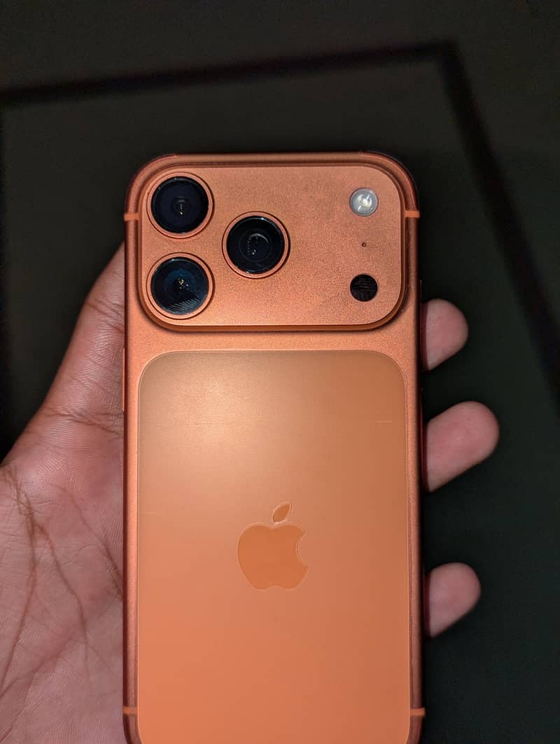Apple iPhone 17 Pro 1