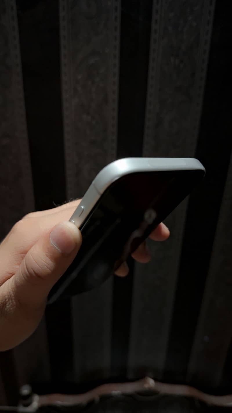 Apple iPhone 17 Pro 4