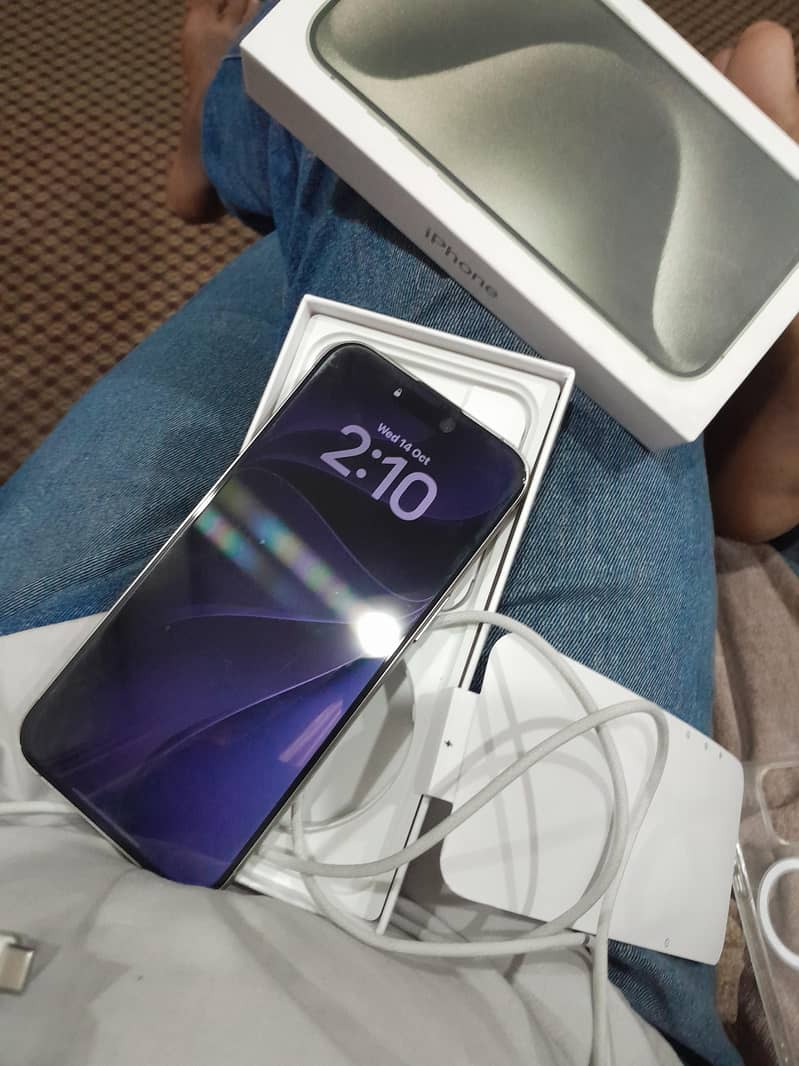 IPhone 15 Pro Max 5