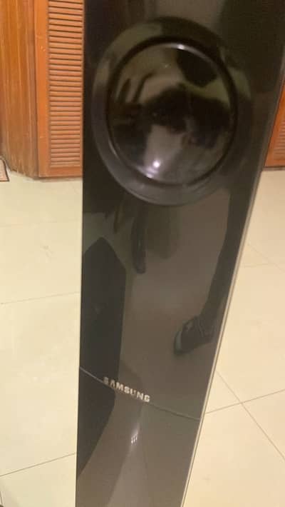 Samsung speaker and subwoofer