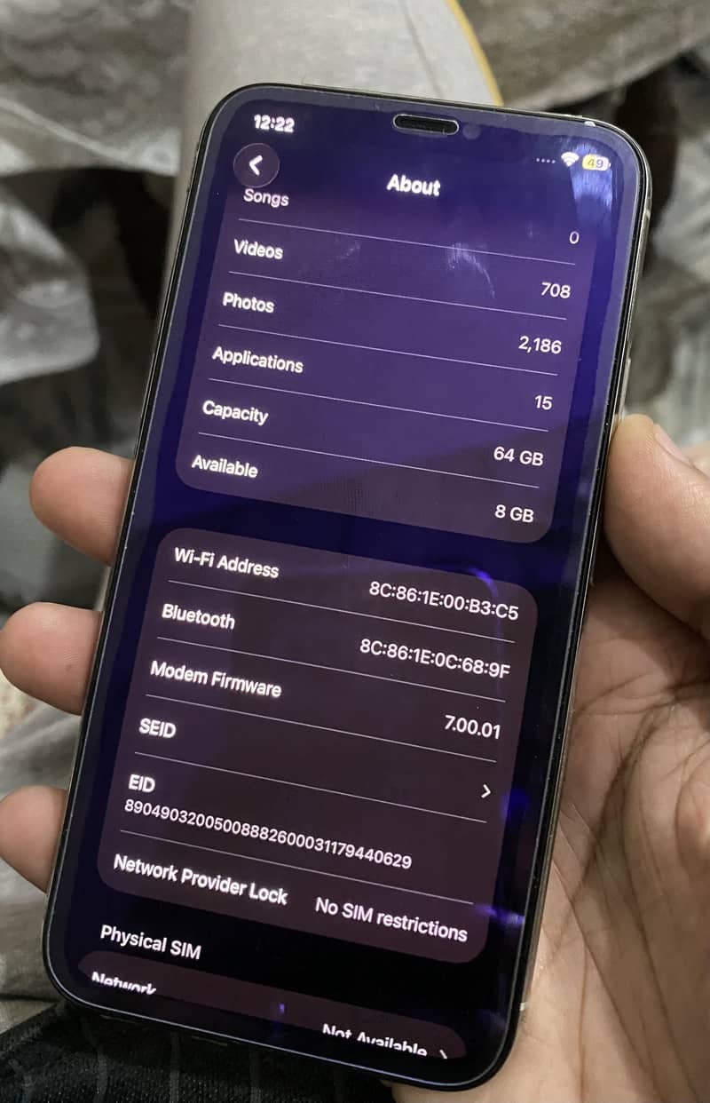 Apple iPhone 11 Pro 4