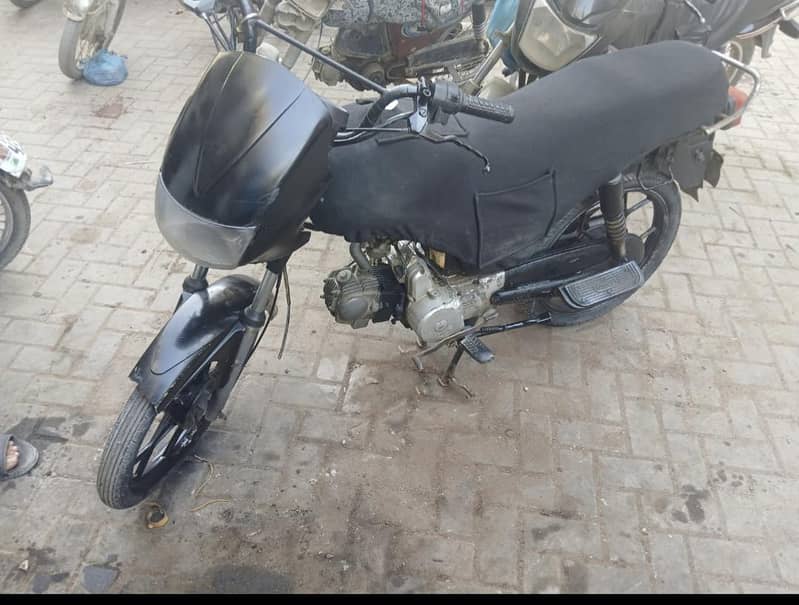 Unique 100 5