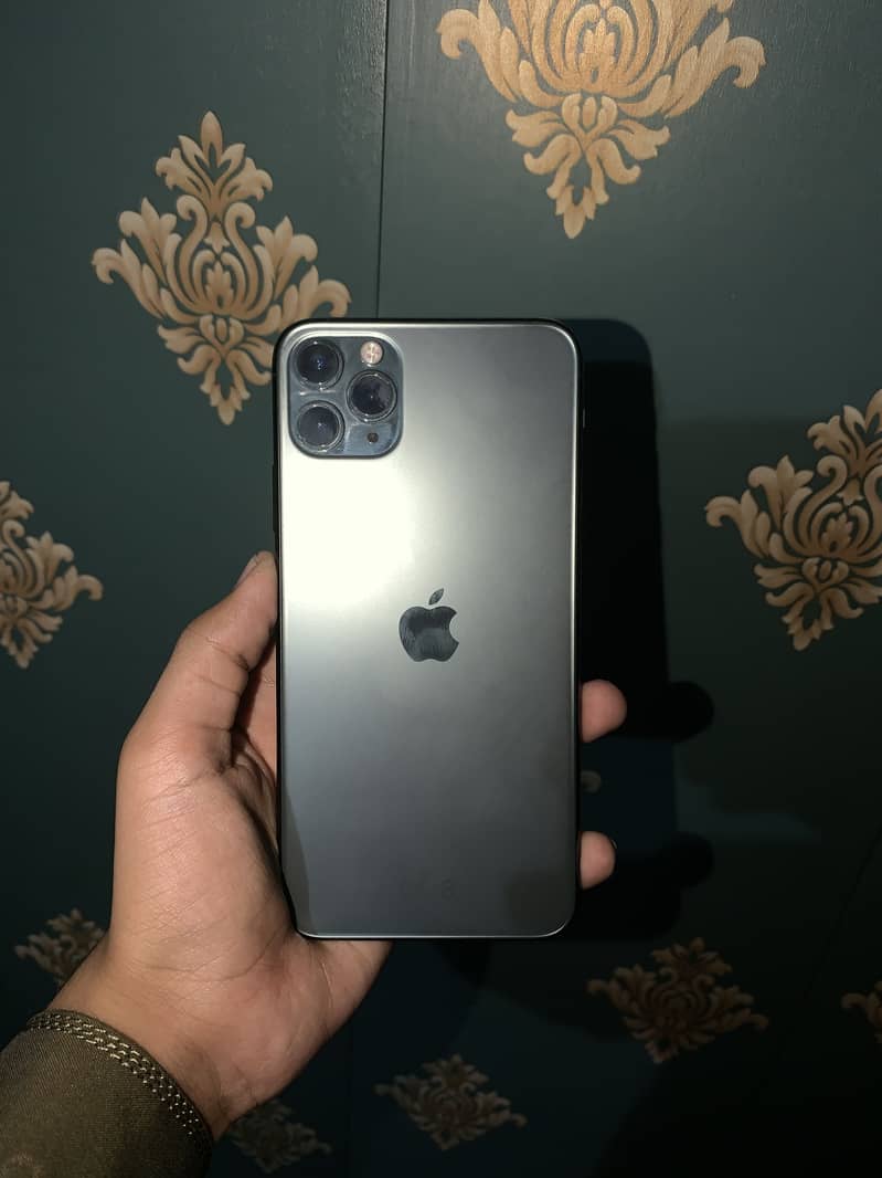 Apple iPhone 11 Pro Max 0