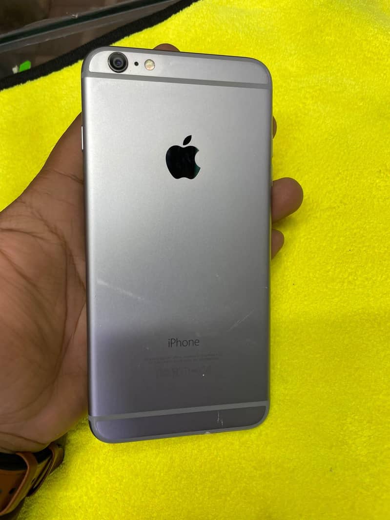 Apple iPhone 6 Plus 0