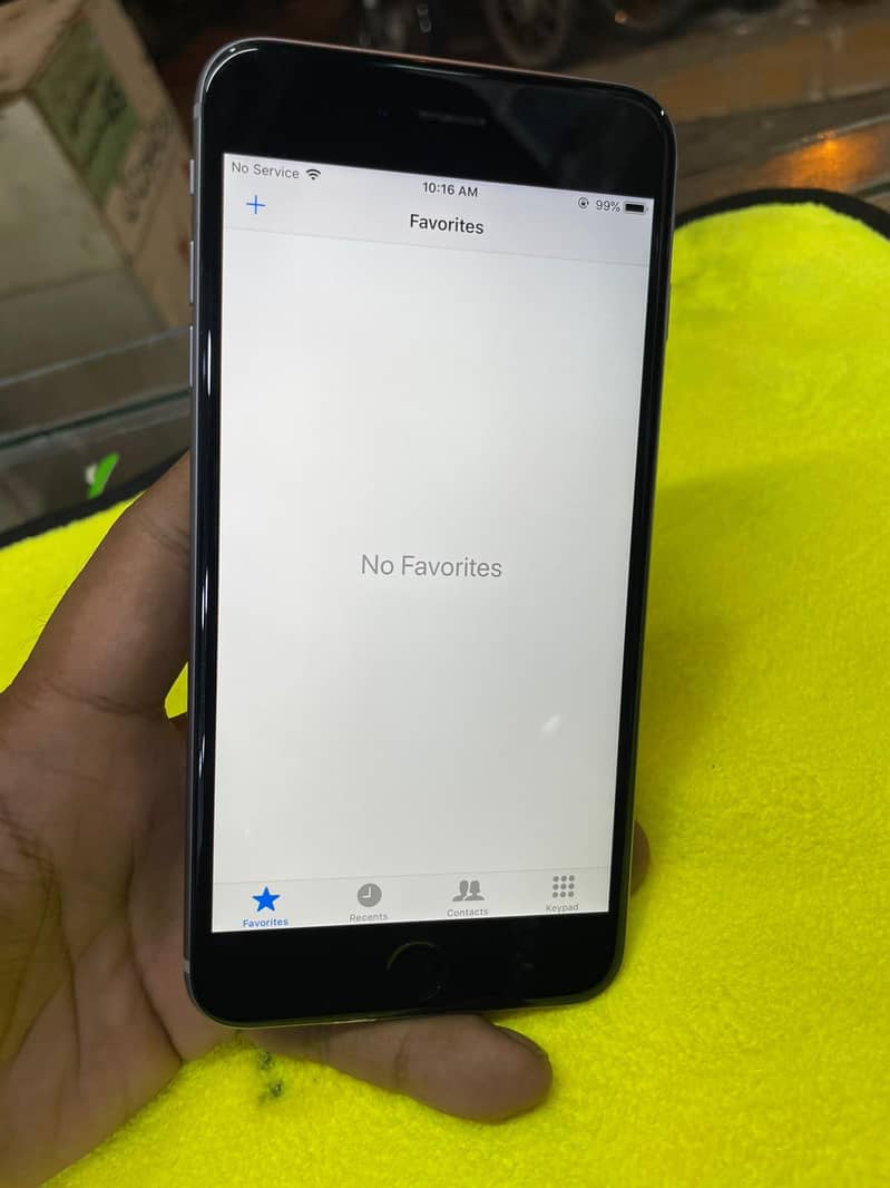 Apple iPhone 6 Plus 11